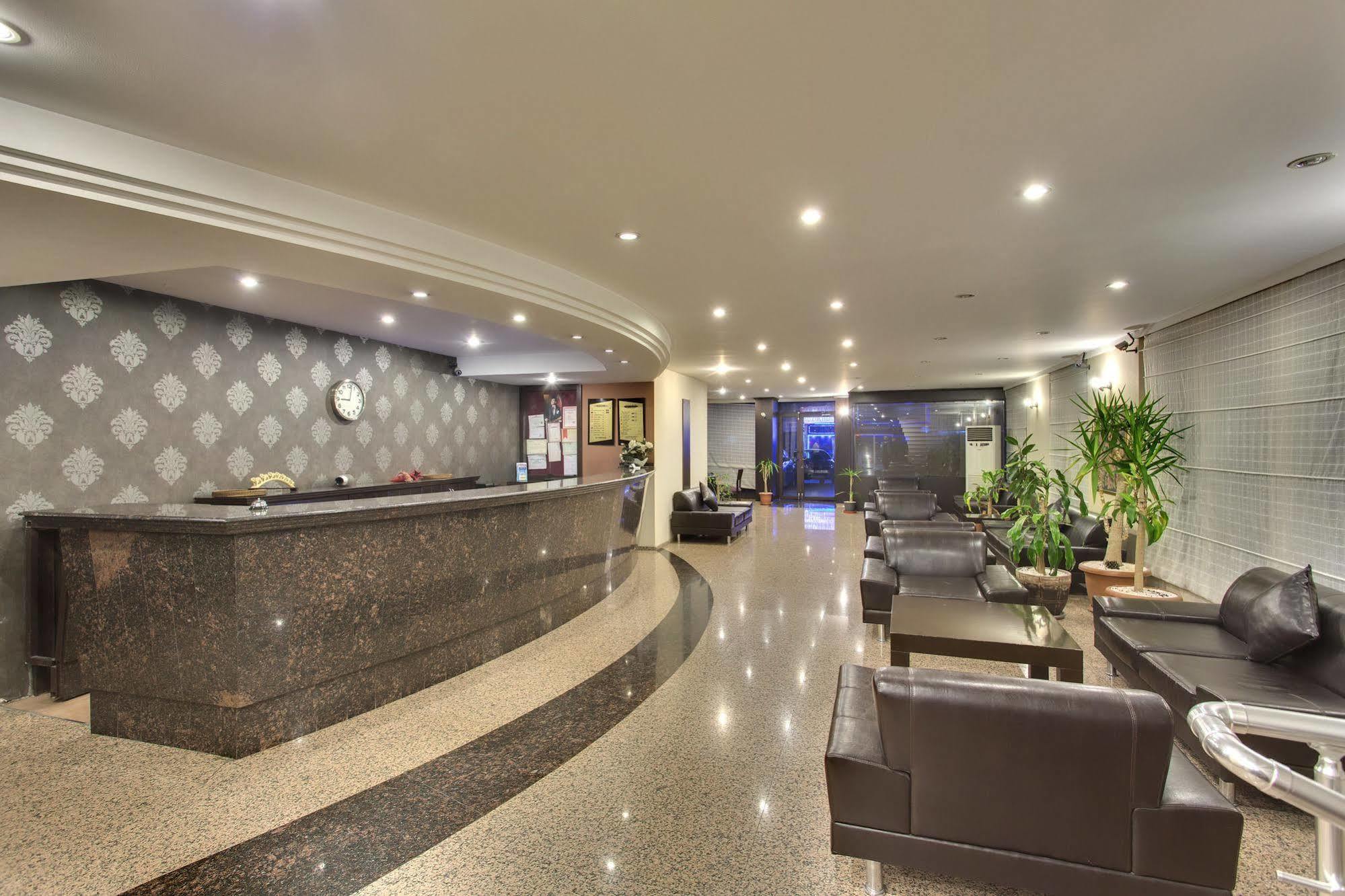 Hotel Antroyal Antalia